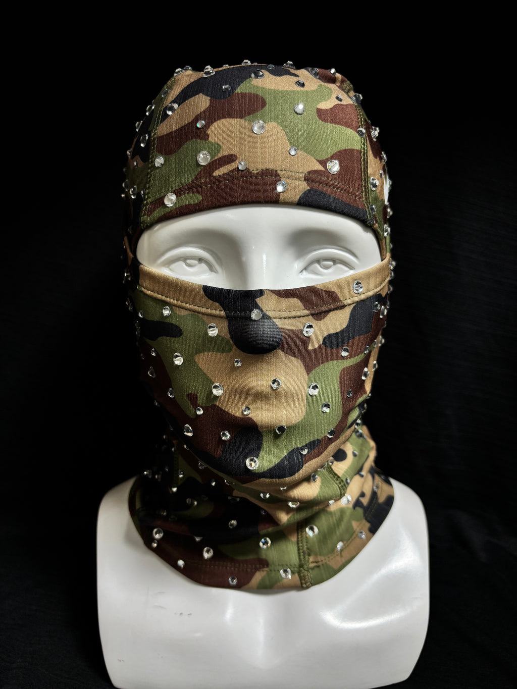 Camouflage handcrafted diamond-stamped head cover
