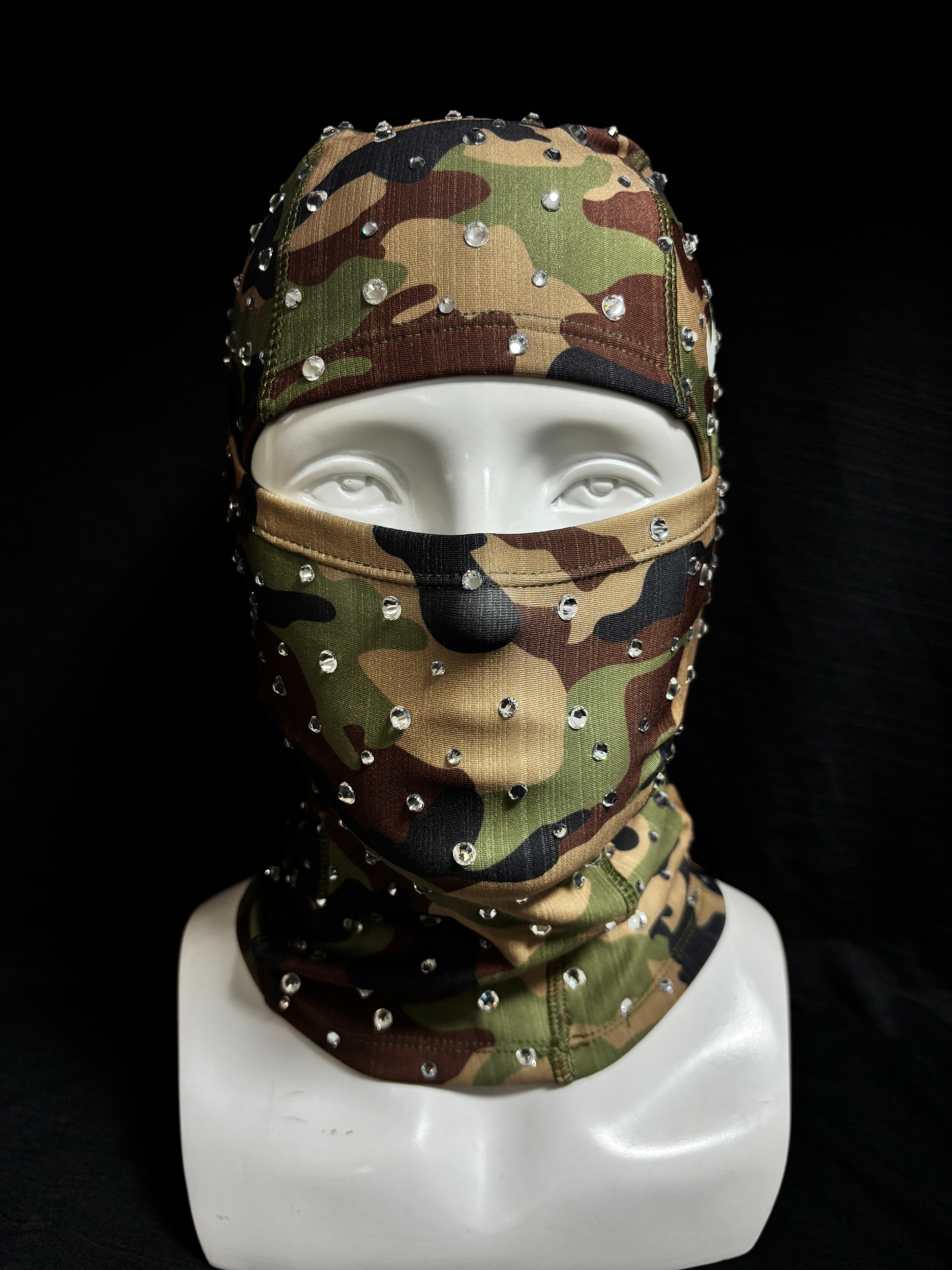 Camouflage handcrafted diamond-stamped head cover